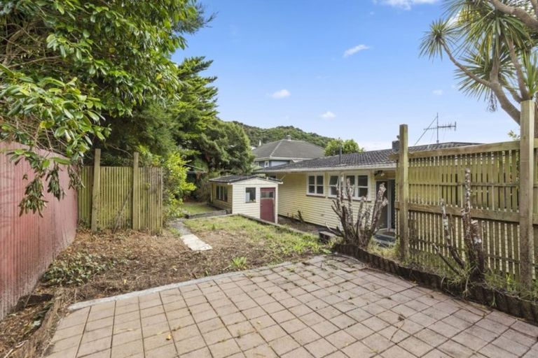 Photo of property in 8 Reid Road, Wainuiomata, Lower Hutt, 5014