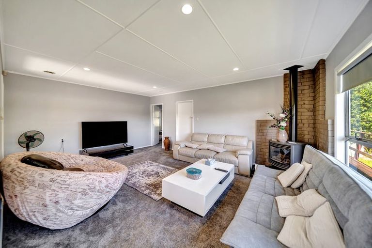 Photo of property in 389 Waiuku Road, Puni, Pukekohe, 2678