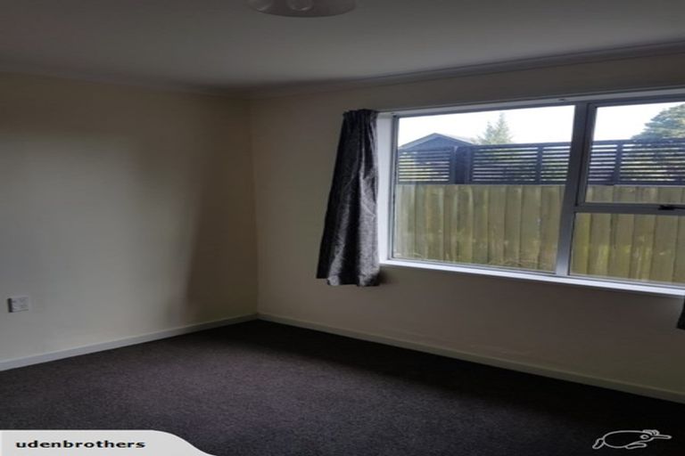 Photo of property in 58 Inwoods Road, Parklands, Christchurch, 8083