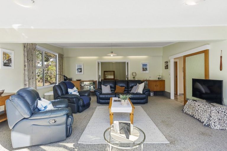 Photo of property in 16 Tamar Street, Island Bay, Wellington, 6023
