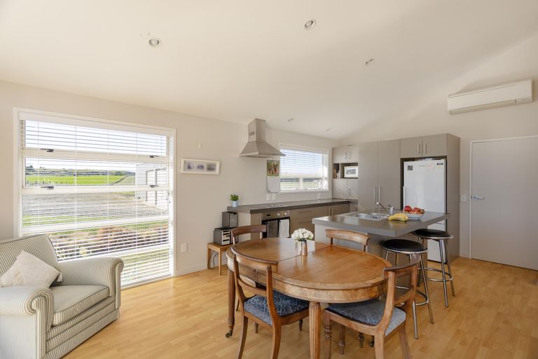 Photo of property in 76 Fortification Road, Kakanui, Oamaru, 9495