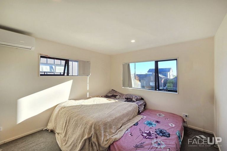 Photo of property in 50 Black Beech Crescent, Takanini, 2110