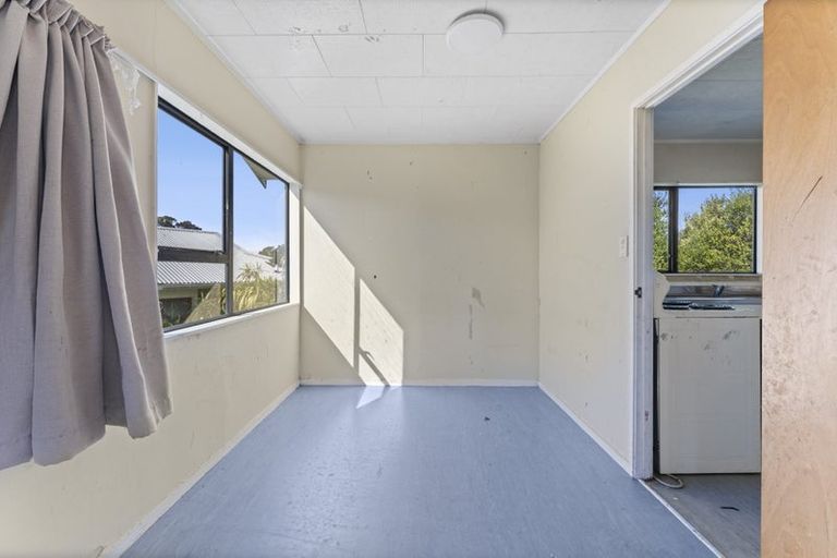 Photo of property in 6 Sachel Place, Ranui, Auckland, 0612