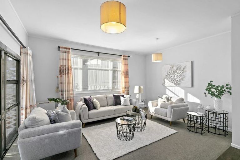 Photo of property in 21 Elizabeth Street, Moera, Lower Hutt, 5010