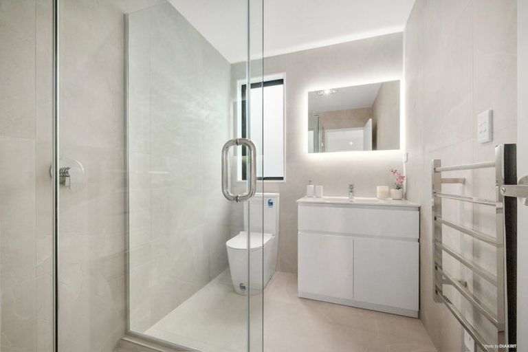 Photo of property in 14c Benders Avenue, Hillcrest, Auckland, 0627