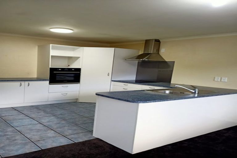 Photo of property in 608 Pioneer Highway, Highbury, Palmerston North, 4412