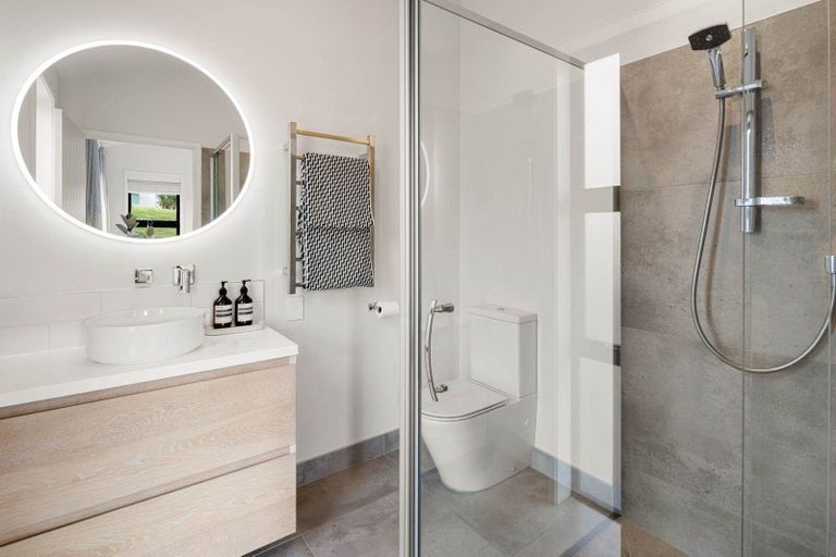 Photo of property in 15 Fraser Road, Pokeno, 2471