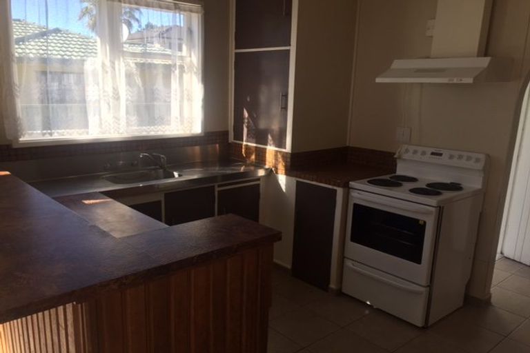 Photo of property in 28 Guppy Road, Greenmeadows, Napier, 4112
