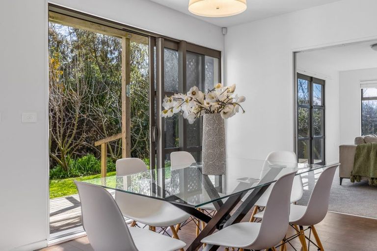 Photo of property in 132 Port Hills Road, Heathcote Valley, Christchurch, 8022