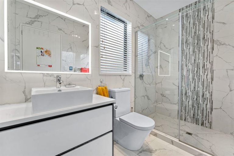 Photo of property in 64 Accolage Boulevard, Kumeu, 0810