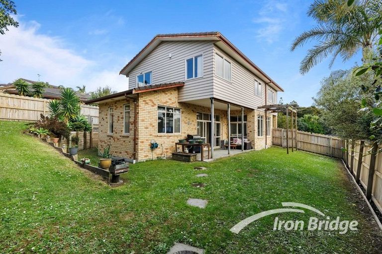Photo of property in 18 Totara Views Drive, Red Beach, 0932