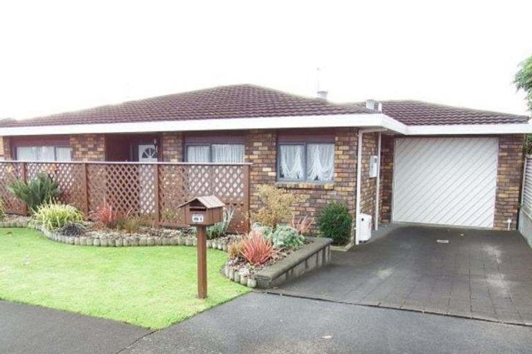 Photo of property in 1/19 Veale Road, Frankleigh Park, New Plymouth, 4310