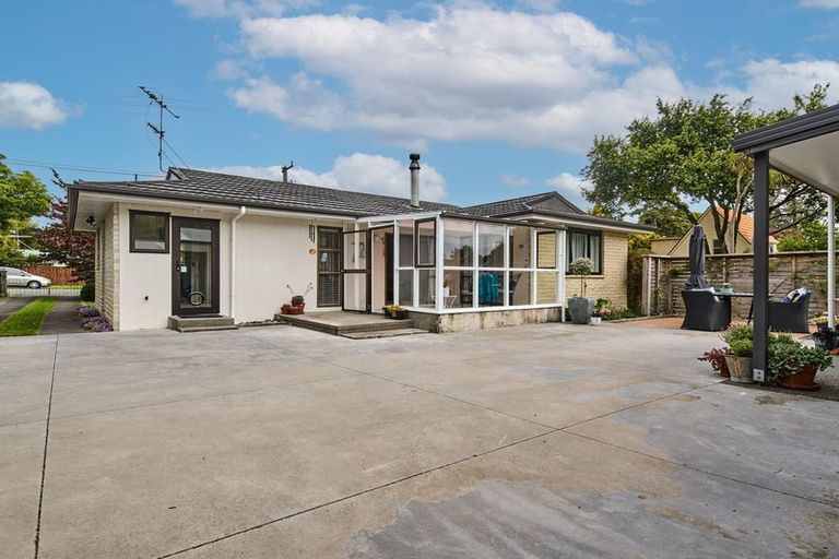 Photo of property in 31a Puriri Road, Waikanae, 5036