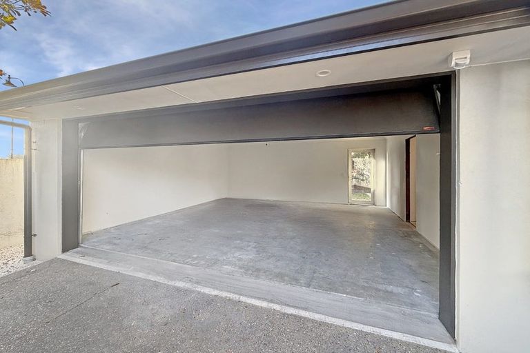 Photo of property in 1 Globe Bay Drive, Templeton, Christchurch, 8042