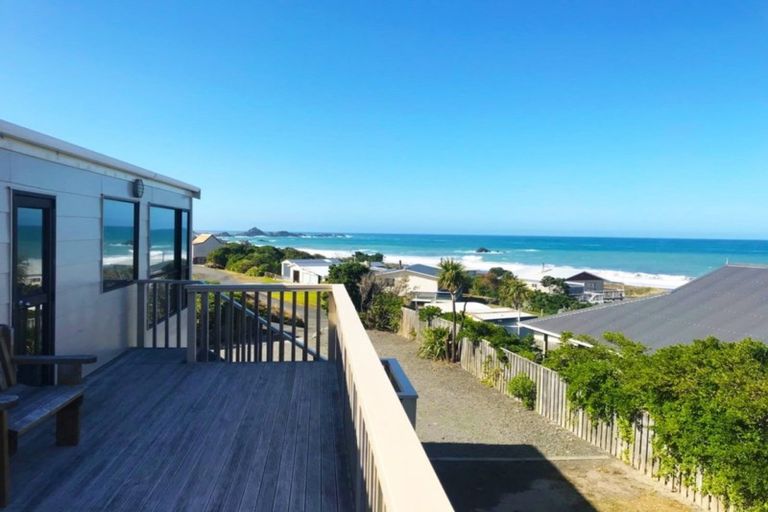 Photo of property in 3129 Mangatoetoe Grove, Cape Palliser, Pirinoa, 5772