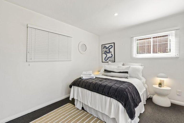 Photo of property in 36 Derwent Street, Island Bay, Wellington, 6023
