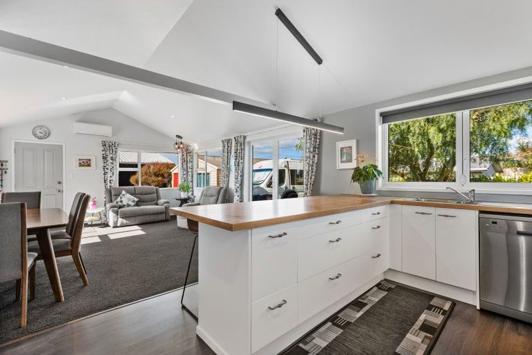 Photo of property in 5a High Street West, 4320