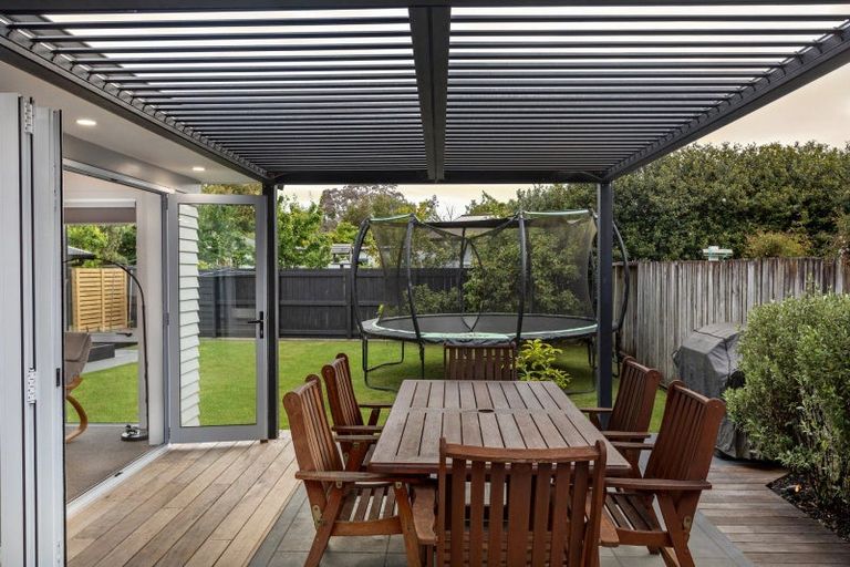 Photo of property in 22 Te Anau Place, Glenview, Hamilton, 3206