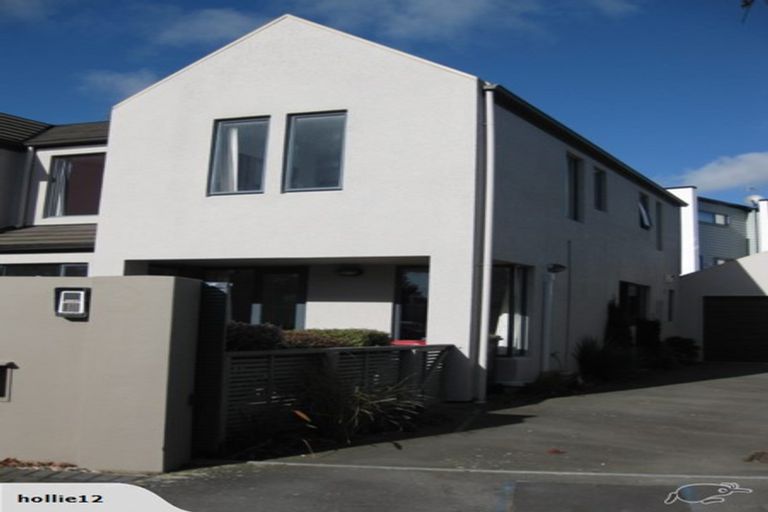 Photo of property in 4 Oakford Close, Riccarton, Christchurch, 8011