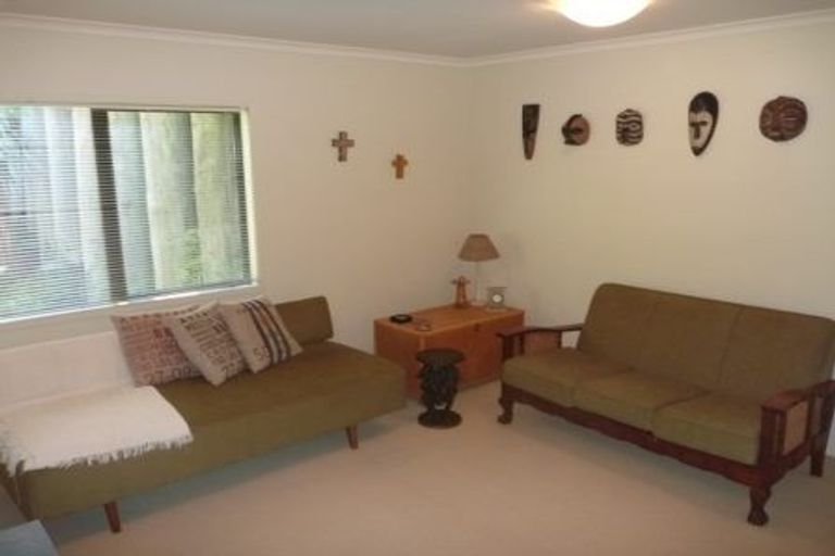 Photo of property in 22 Catrina Avenue, Birkenhead, Auckland, 0626