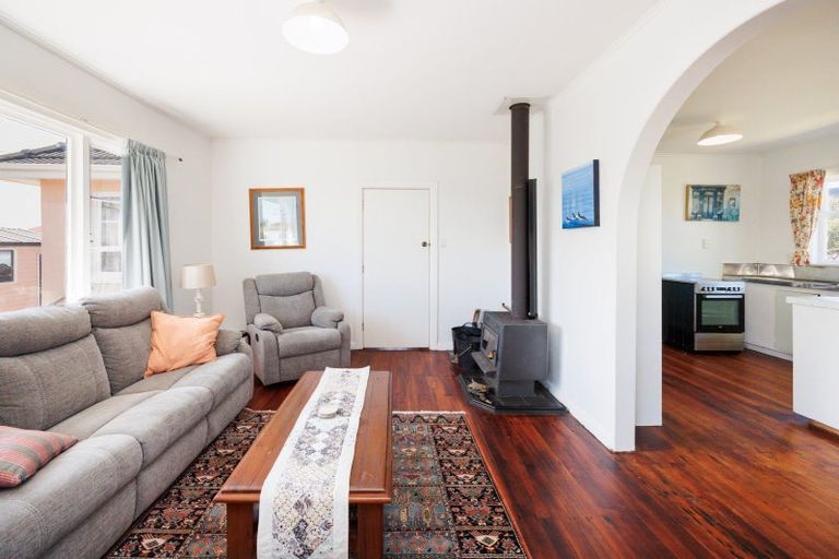 Photo of property in 110 Seabury Avenue, Foxton Beach, Foxton, 4815