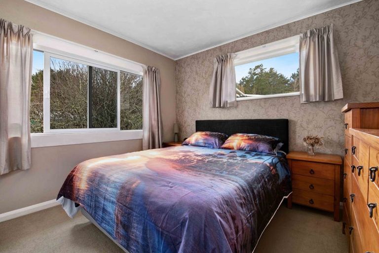 Photo of property in 95 Mangakura Road, Helensville, 0800