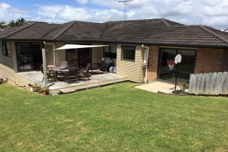 Photo of property in 21 Toomer Place, Beachlands, Auckland, 2018