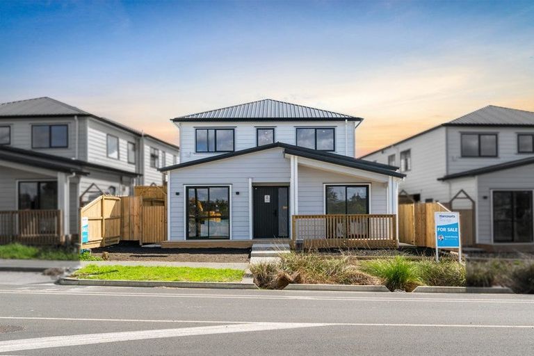 Photo of property in 73 Tributary Parade, Karaka, Papakura, 2113