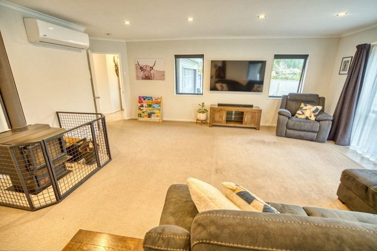 Photo of property in 22-24 Golf Links Road, Kaiata, Greymouth, 7805