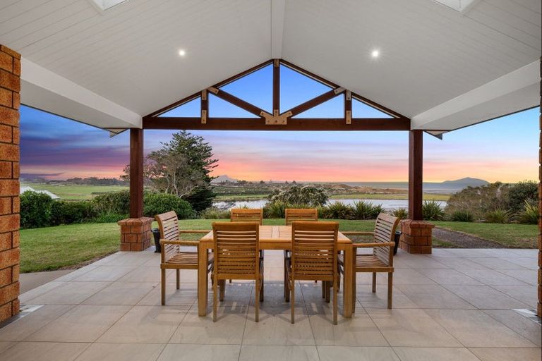 Photo of property in 21 Seascape Crescent, Waipu, 0582