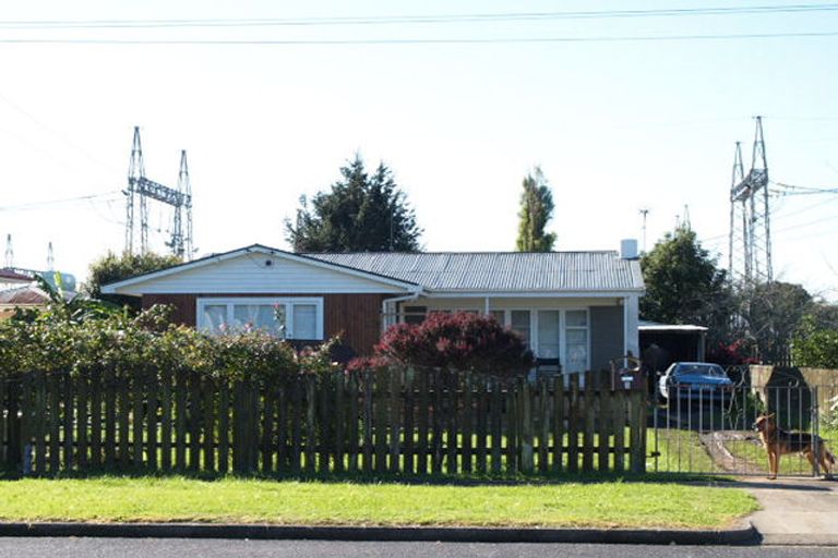 Photo of property in 3 Ferguson Street, Mangere East, Auckland, 2024