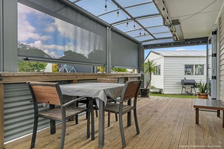 Photo of property in 3 Totara Street, Waiuku, 2123