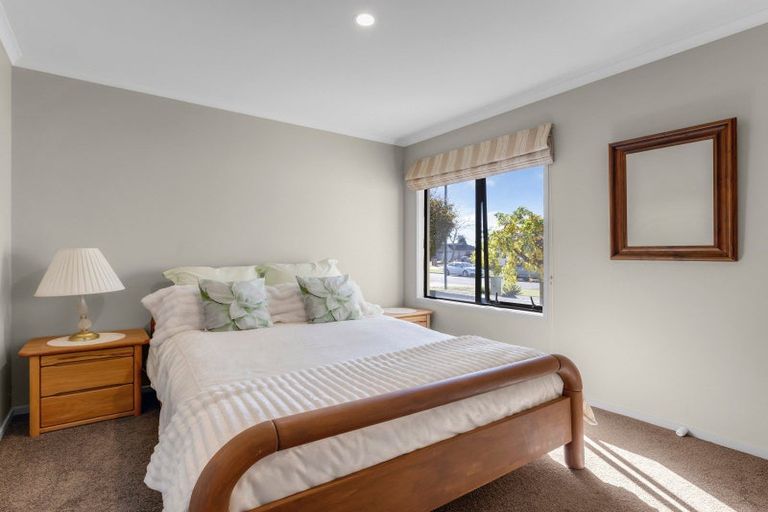 Photo of property in 9 Woodham Place, Rototuna North, Hamilton, 3210