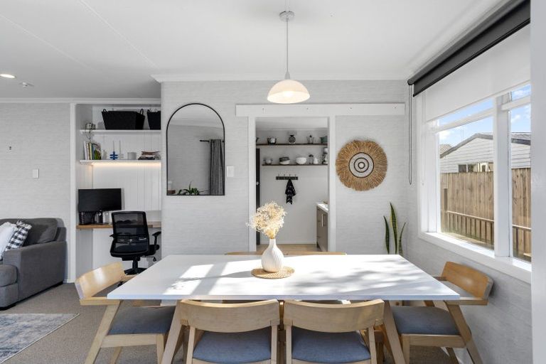 Photo of property in 3b Stirling Grove, Greerton, Tauranga, 3112