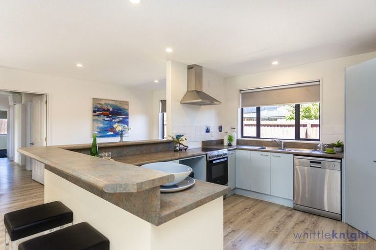 Photo of property in 35 Broadhaven Avenue, Parklands, Christchurch, 8083