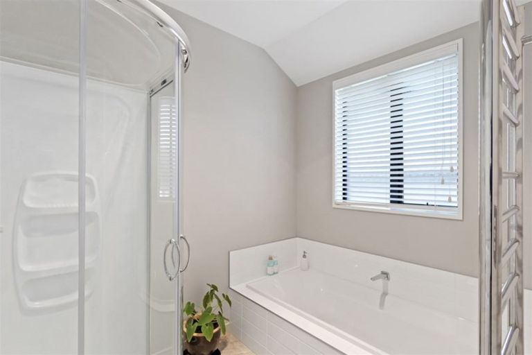 Photo of property in 15 Coachmans Road, Prebbleton, 7604