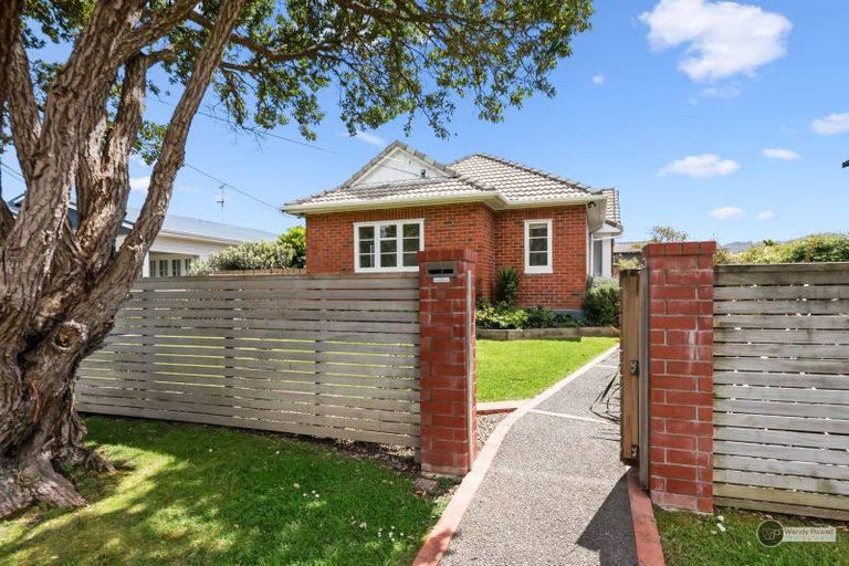 Photo of property in 1/49 Trafalgar Street, Waterloo, Lower Hutt, 5011
