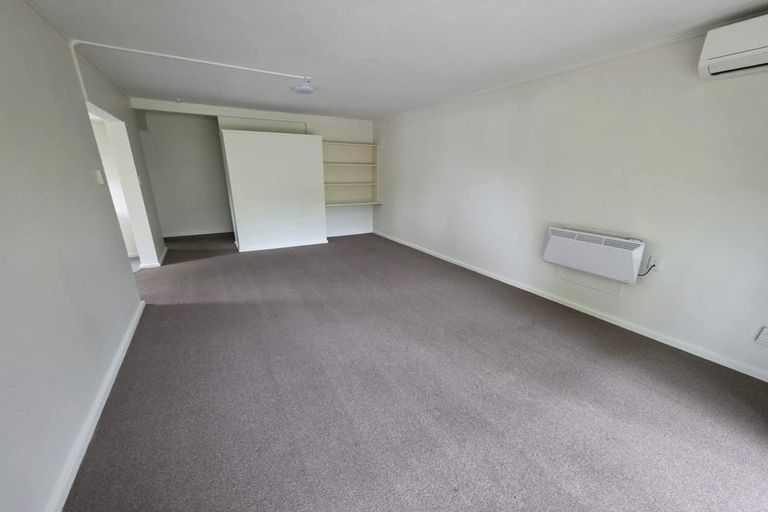 Photo of property in 95 Farmer Crescent, Taita, Lower Hutt, 5011