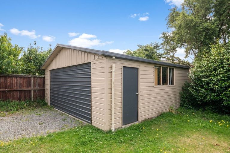 Photo of property in 170 Maidstone Road, Avonhead, Christchurch, 8042