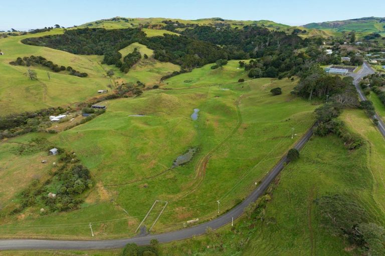 Photo of property in 34 Cemetery Road, Pollok, 2684