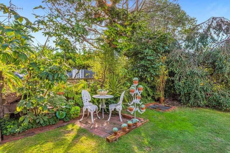 Photo of property in 52b Tui Road, Raumati Beach, Paraparaumu, 5032
