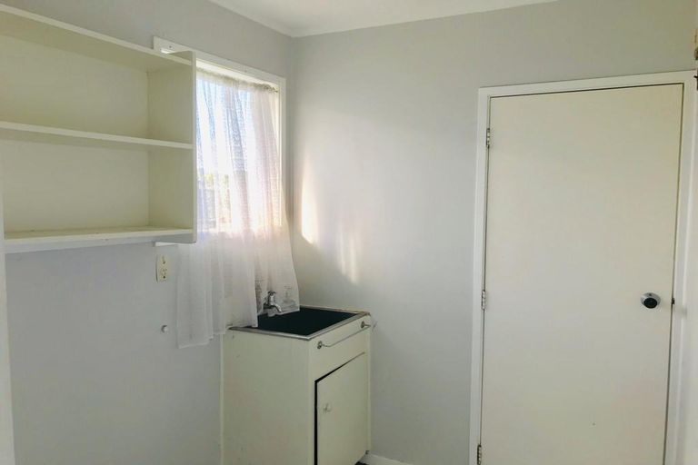 Photo of property in 1/3 Beach Road, Northcote Point, Auckland, 0627