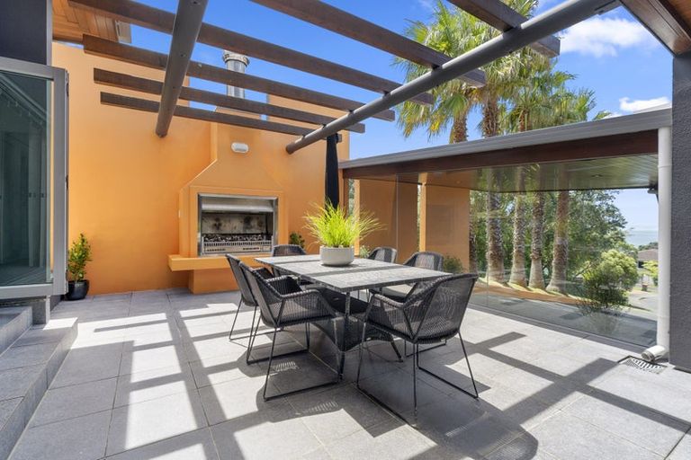 Photo of property in 36a Glenelg Road, Red Beach, 0932