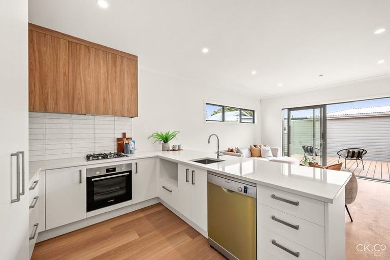 Photo of property in 62a Bell Road, Waiwhetu, Lower Hutt, 5010