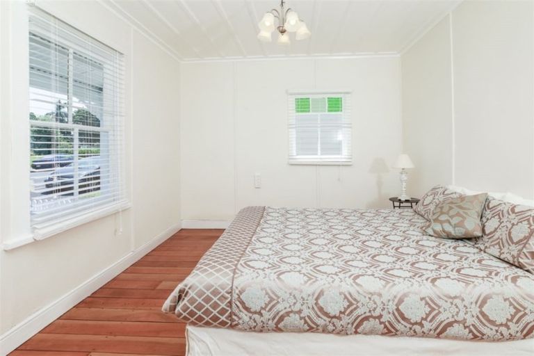 Photo of property in 102 Mackay Street, Thames, 3500