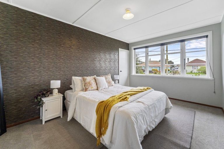 Photo of property in 6 Matene Place, Otaki, 5512
