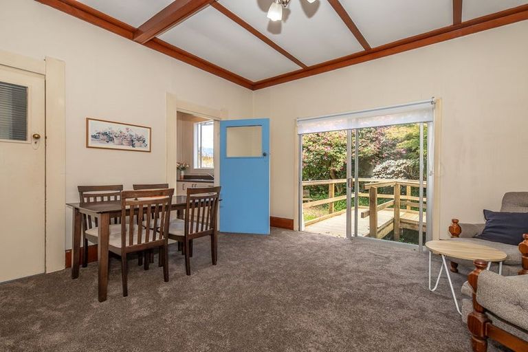 Photo of property in 116 Brougham Street, Westport, 7825