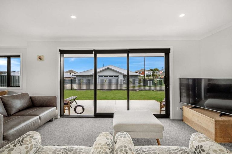 Photo of property in 37 Clydesdale Drive, Holmes Hill, Oamaru, 9401