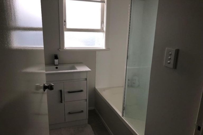 Photo of property in 7 Haddon Street, Mangere East, Auckland, 2024