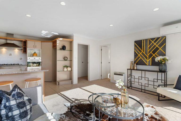 Photo of property in 81a Meadowland Drive, Somerville, Auckland, 2014